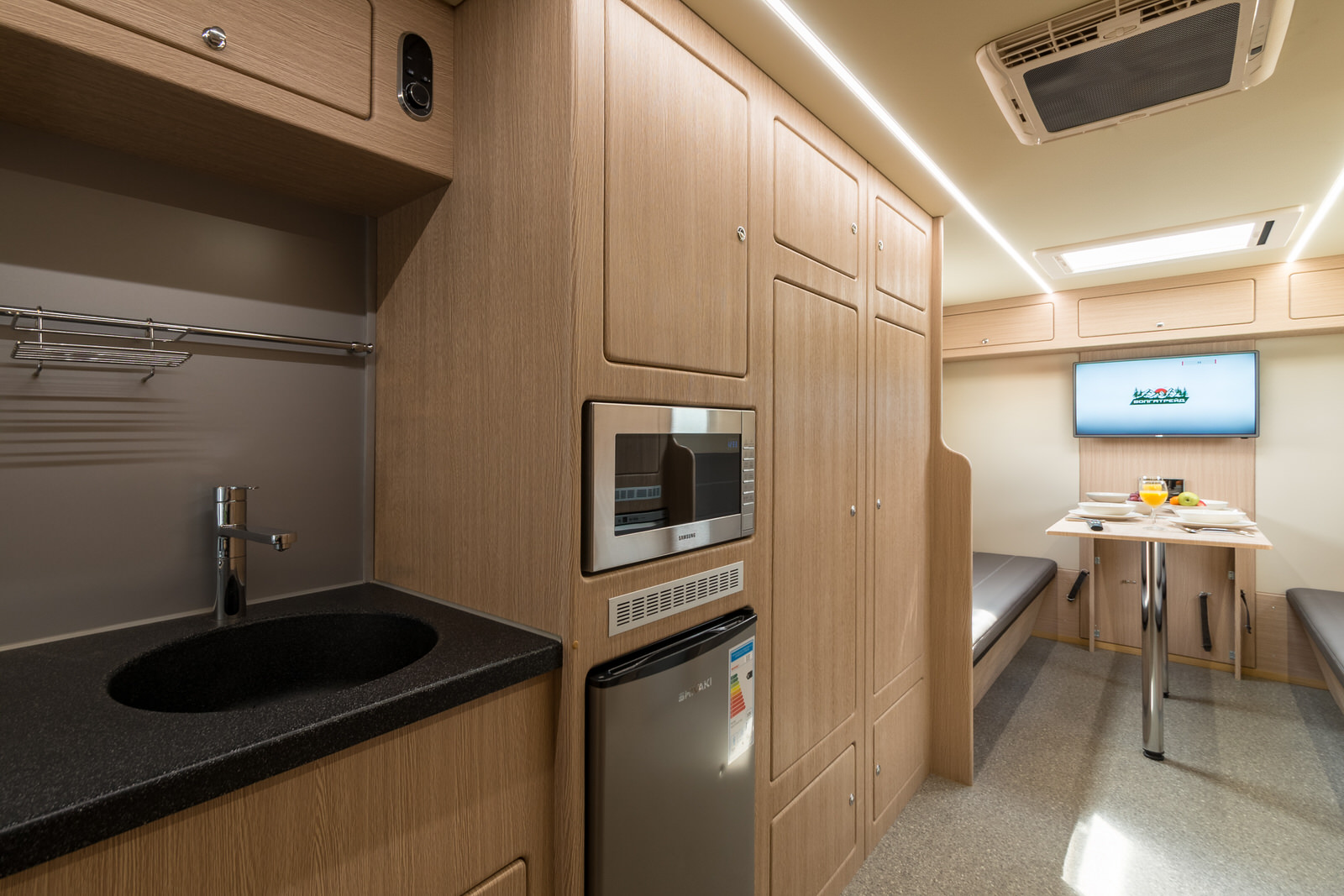 Подвесные шкафчики